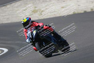 media/Sep-21-2025-TrackDaz (Sun) [[277c75b276]]/C Group/1140pm (Turn 3)/